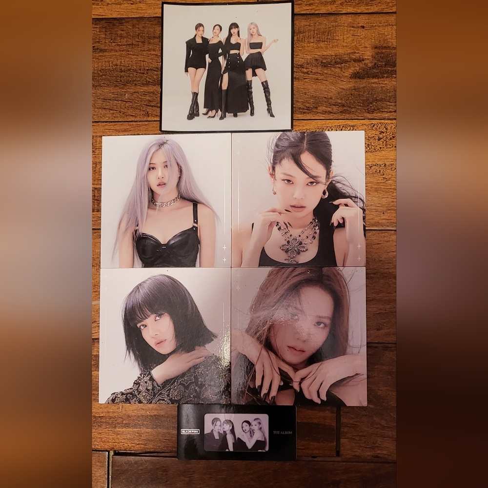 Blackpink postcards